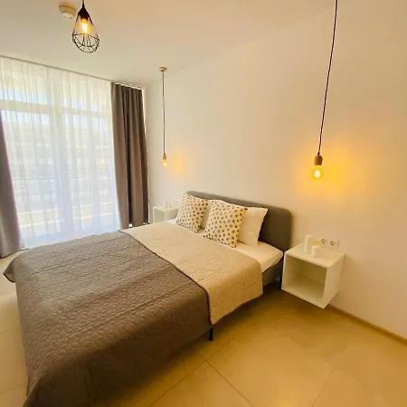 Διαμέρισμα Modern Apartment In Closed Complex With A Pool